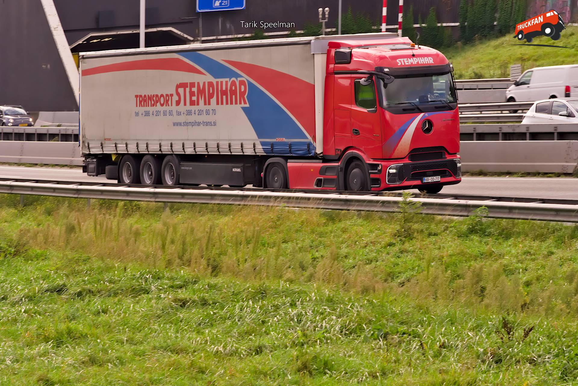 Mercedes-Benz Actros L ProCabin vrachtwagen op A16
