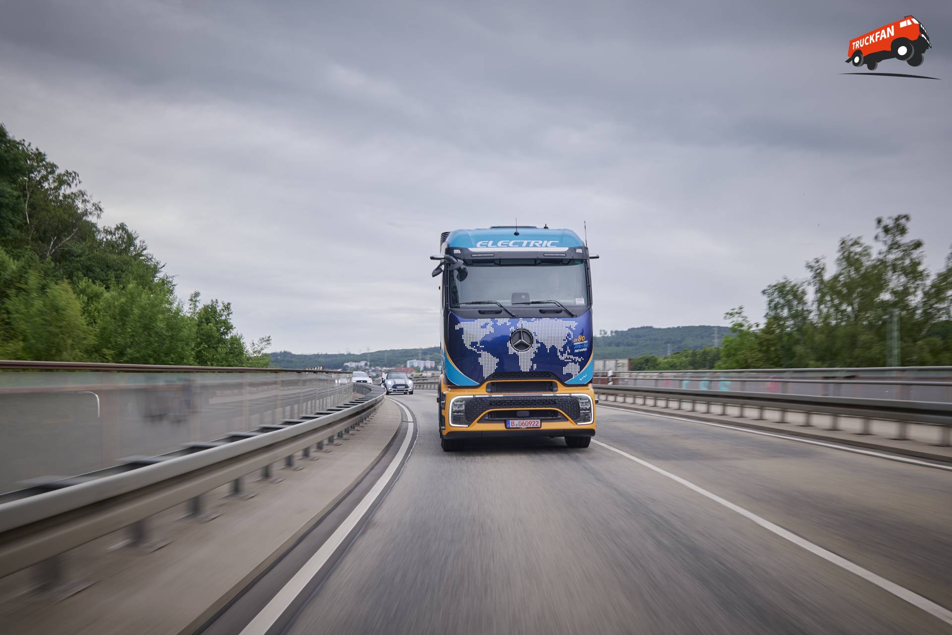 Mercedes-Benz eActros 600 expeditievoertuig op wereldreis