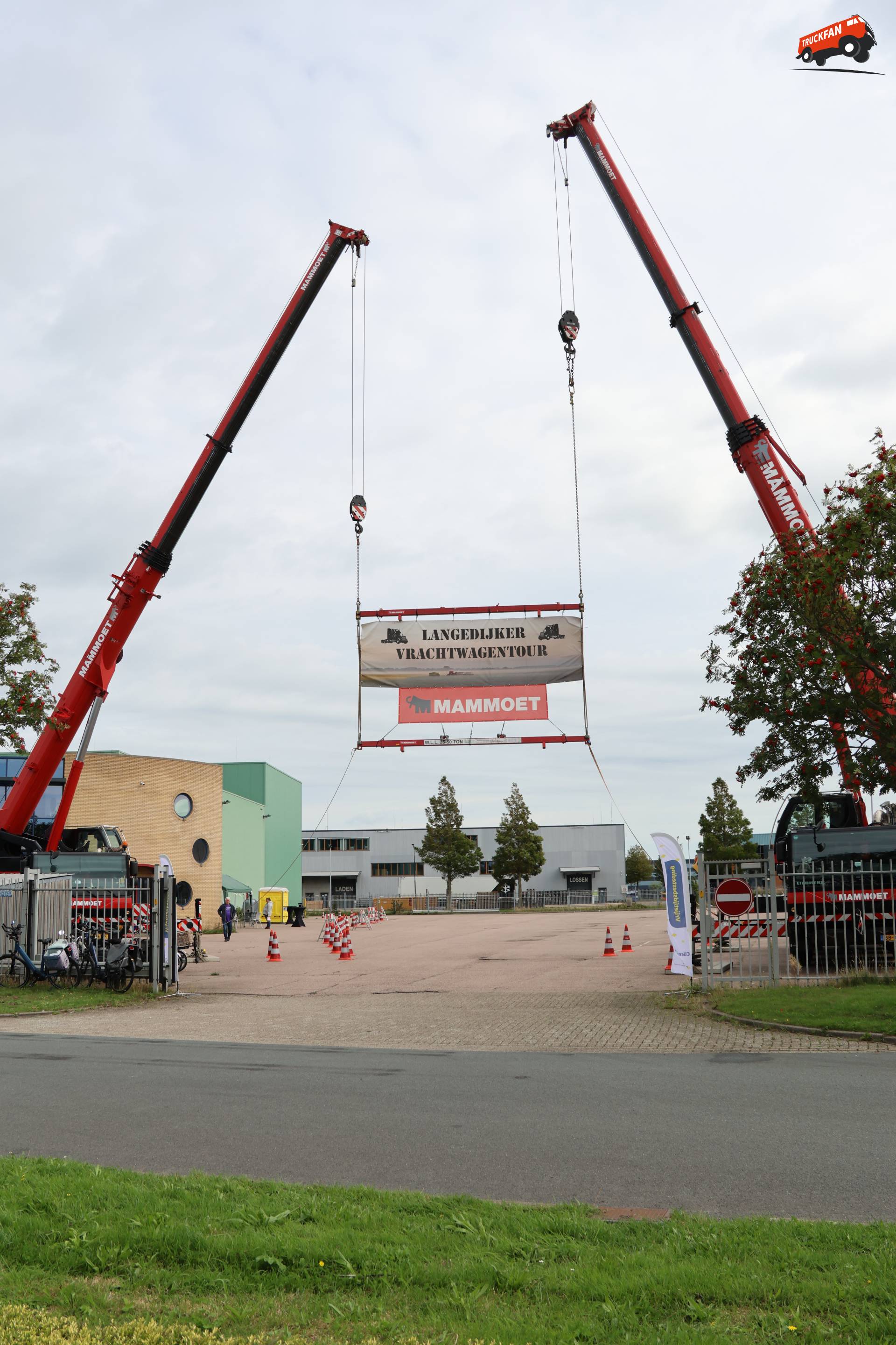 Liebherr LTM1060 en LTM1070 bij Langedijker Vrachtwagentour