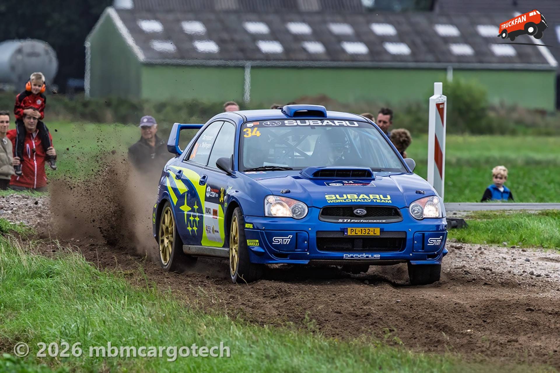 Subaru Impreza WRC op onverharde weg