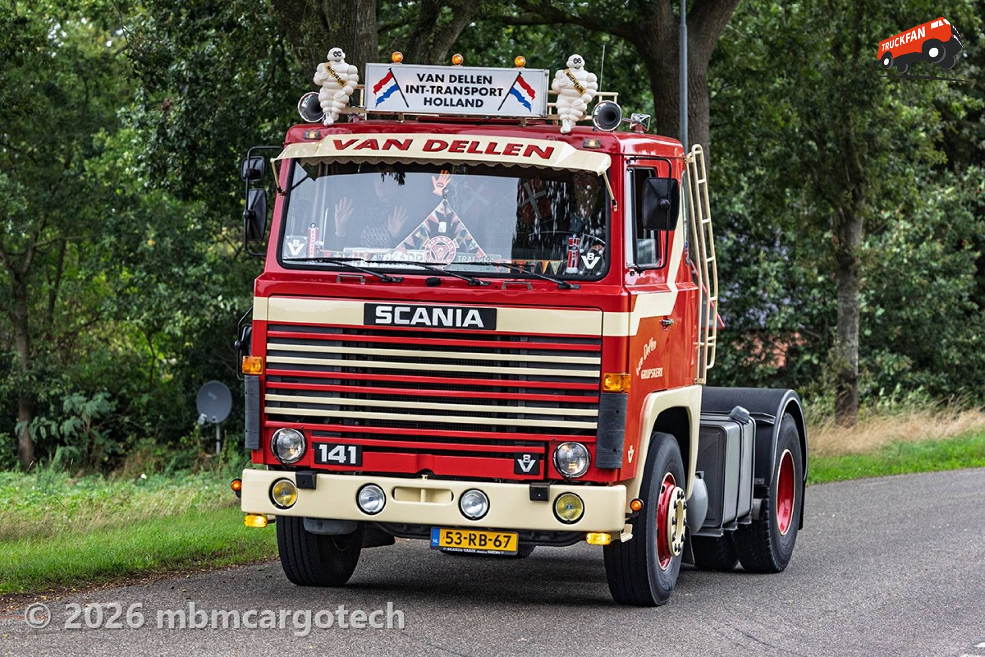Scania LB141 Truck van Van Dellen