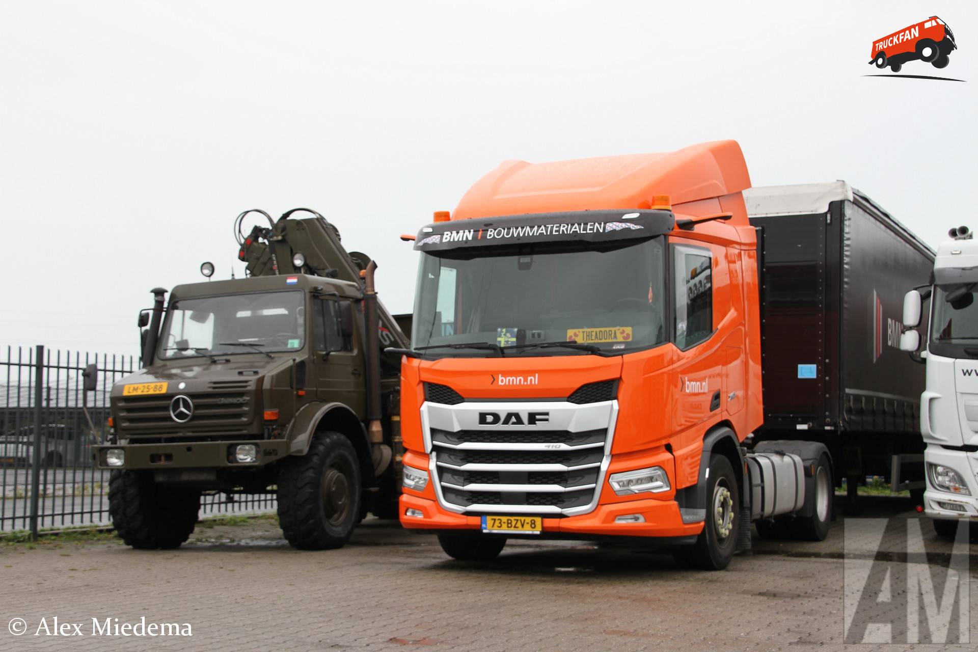 DAF XD van BMN Bouwmaterialen BV in Leeuwarden
