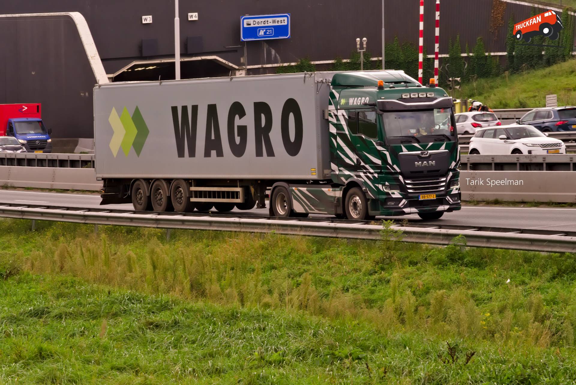 MAN eTGX 3rd Gen vrachtwagen met kenteken BB-577-Z