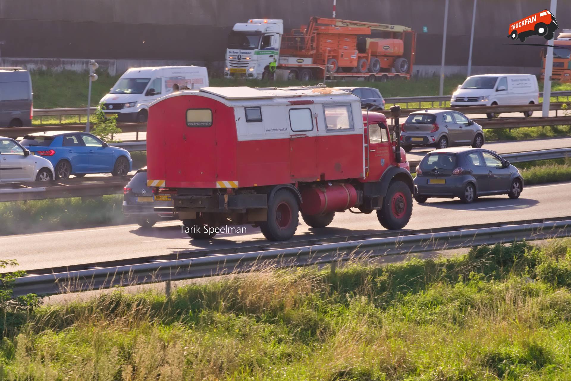 Mercedes-Benz Kurzhauber camper BR-HH-11