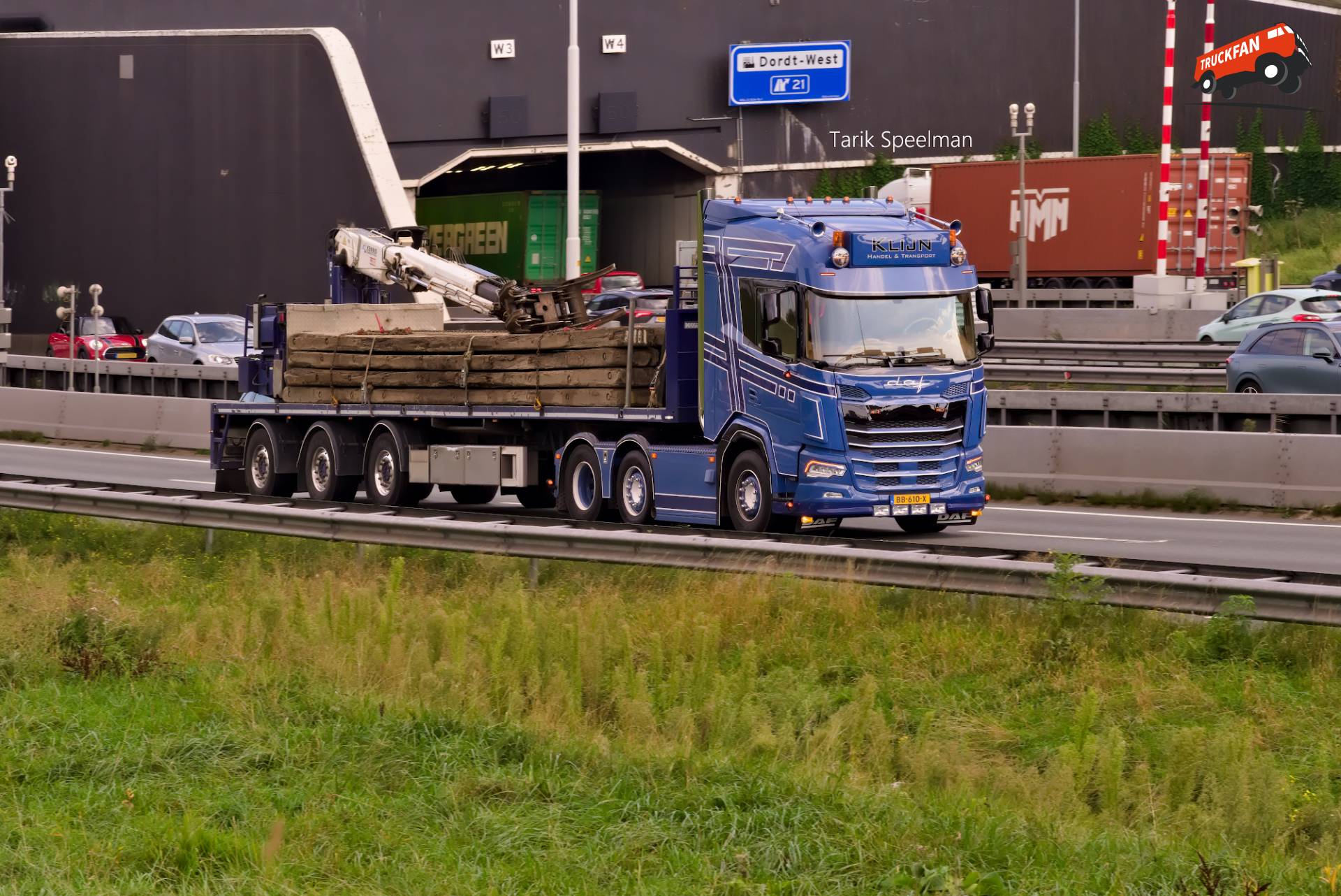 DAF XF 530 FTB vrachtwagen met kenteken BB-610-X