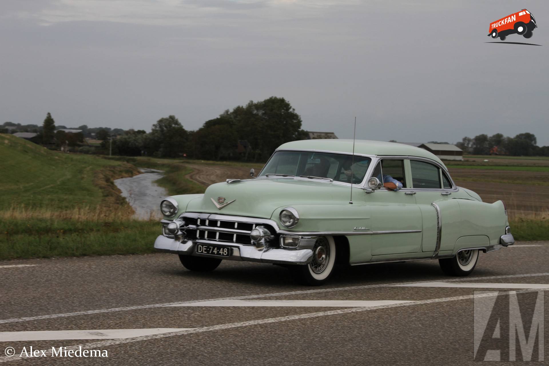 Cadillac De Ville 1953 in Harlingen