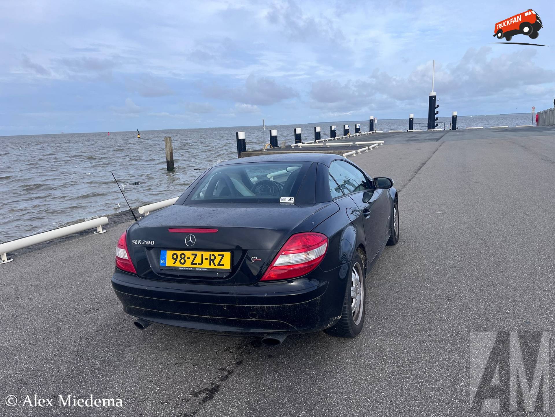 Mercedes-Benz SLK 200K R171 bij Pier Holwerd