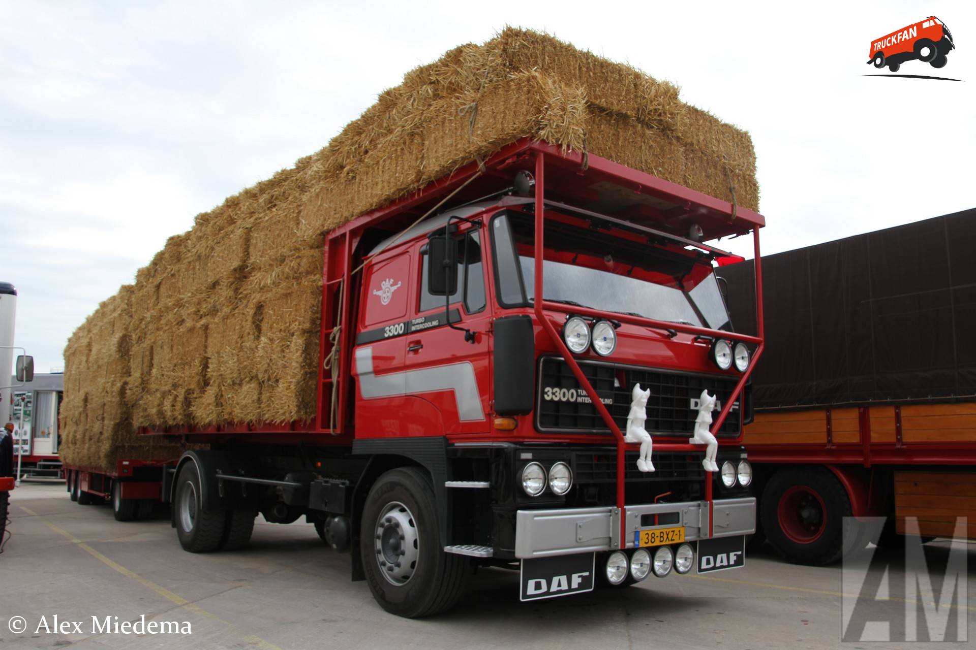 DAF 3300 truck in Harlingen