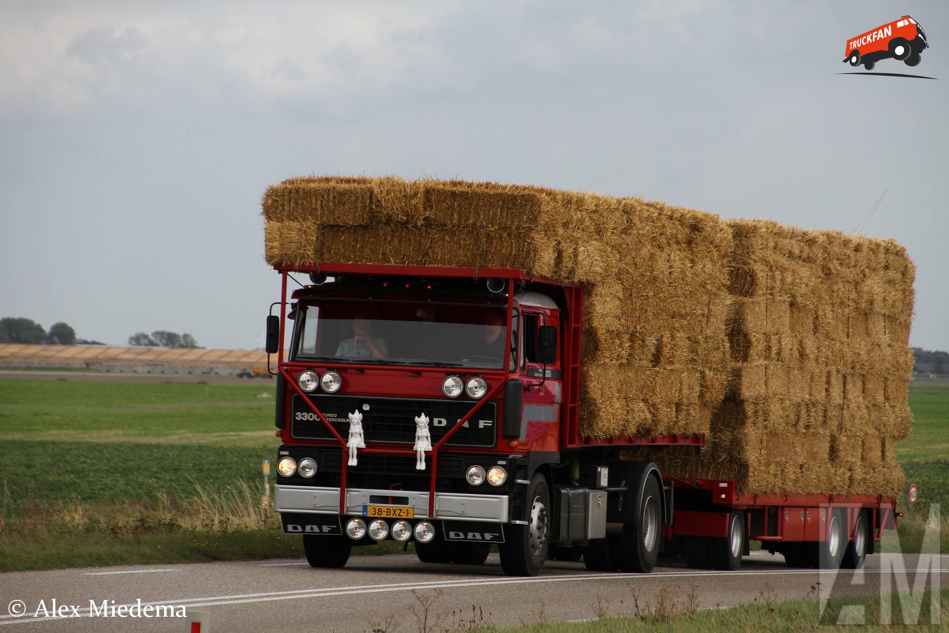 DAF 3300 truck in Harlingen
