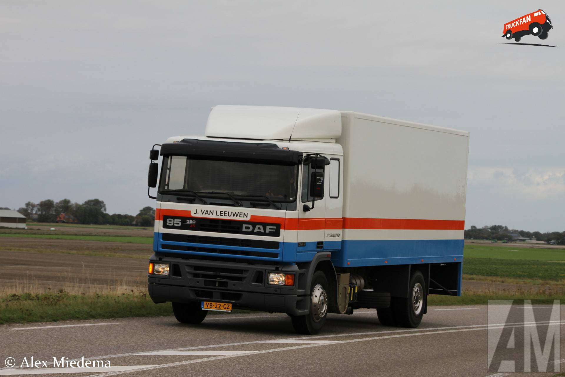 DAF 95 truck van J. van Leeuwen in Harlingen