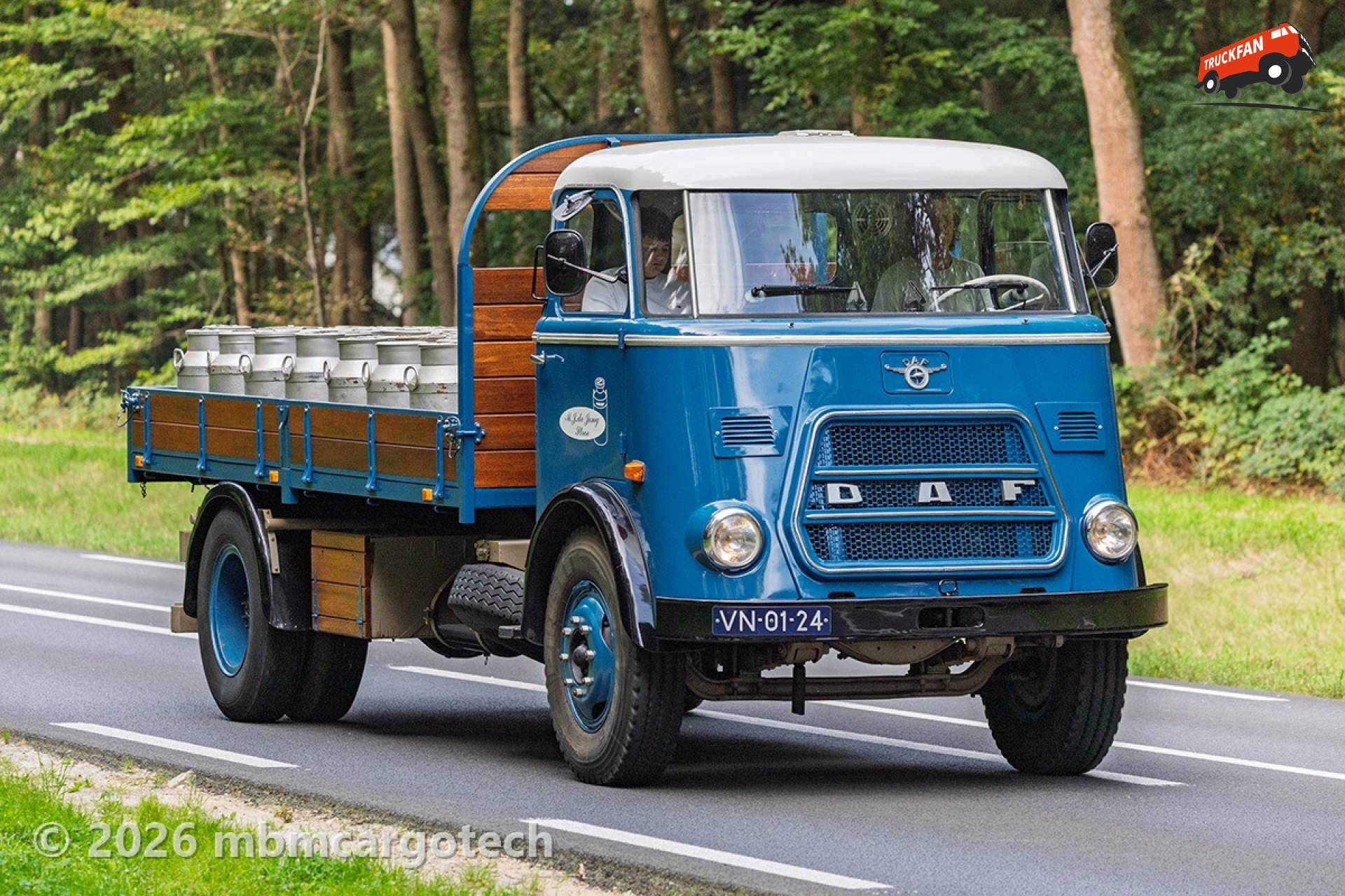 DAF A1600DF425 truck