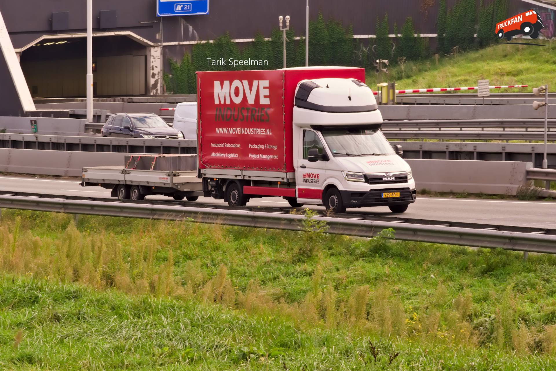 MAN TGE vrachtwagen met kenteken VZS-80-J