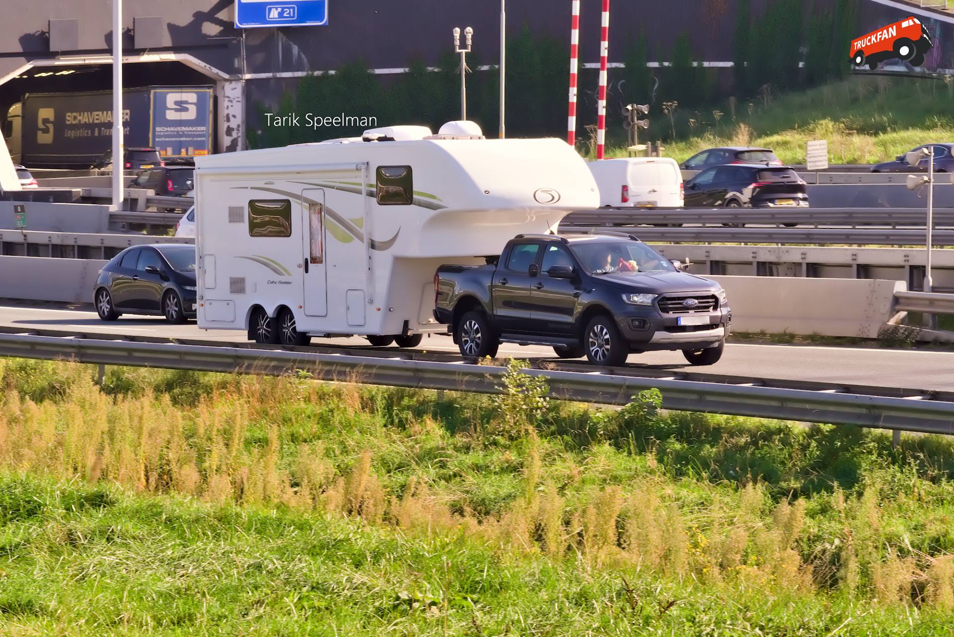 Ford Ranger met Celtic Rambler caravan op A16
