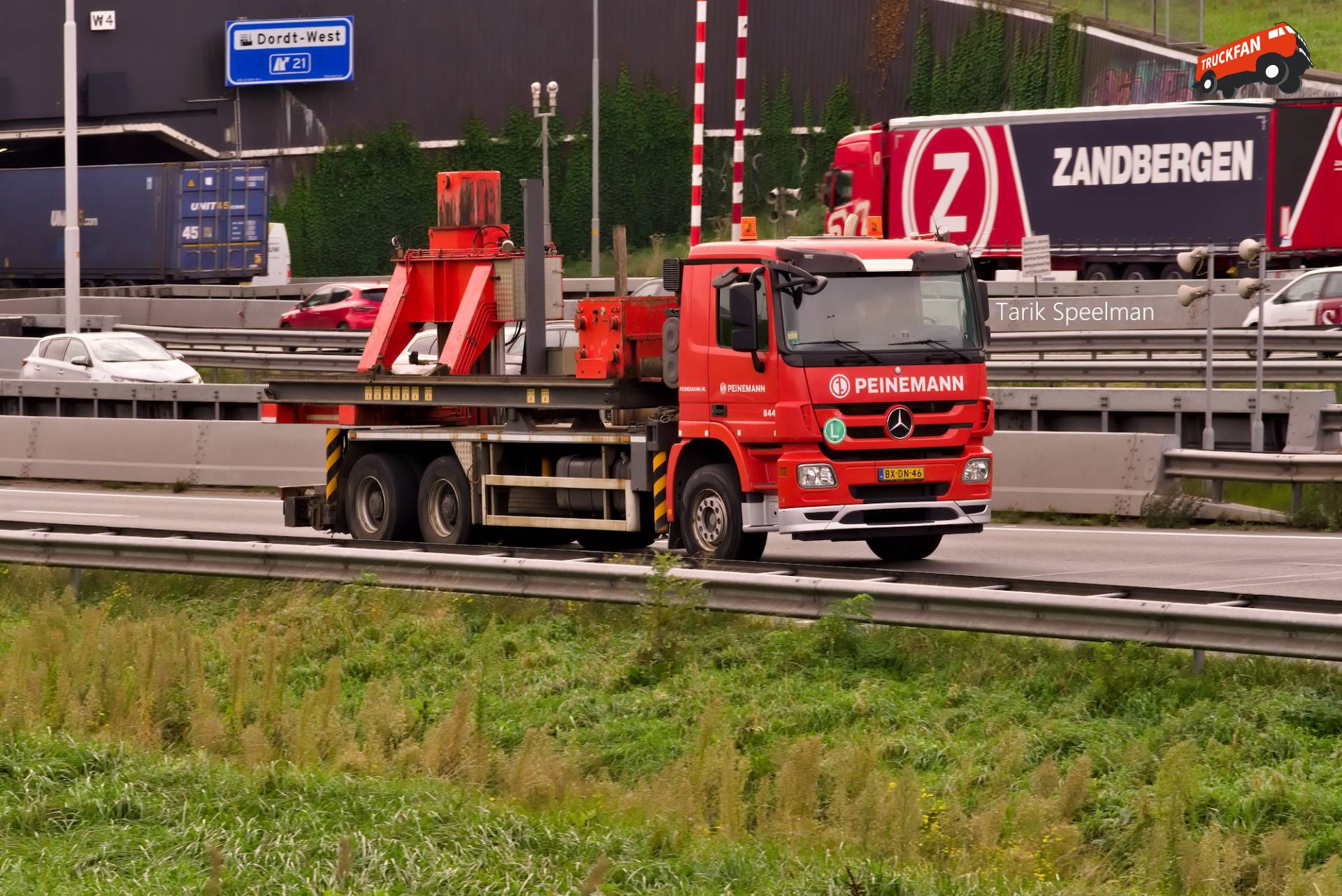 844, Mercedes-Benz Actros MP3 met kenteken BX-DN-46