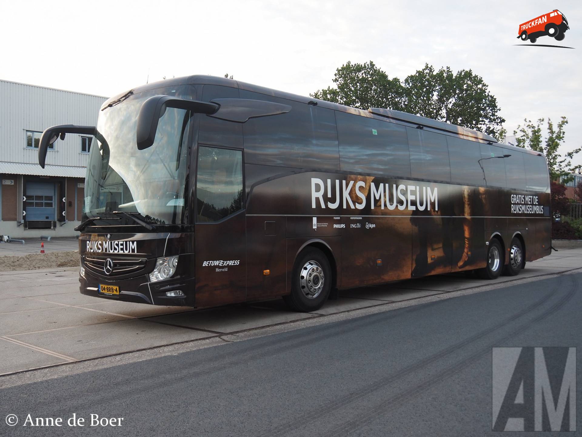 Bus met Wagenparknummer 281 in Rijksmuseum Uitvoering
