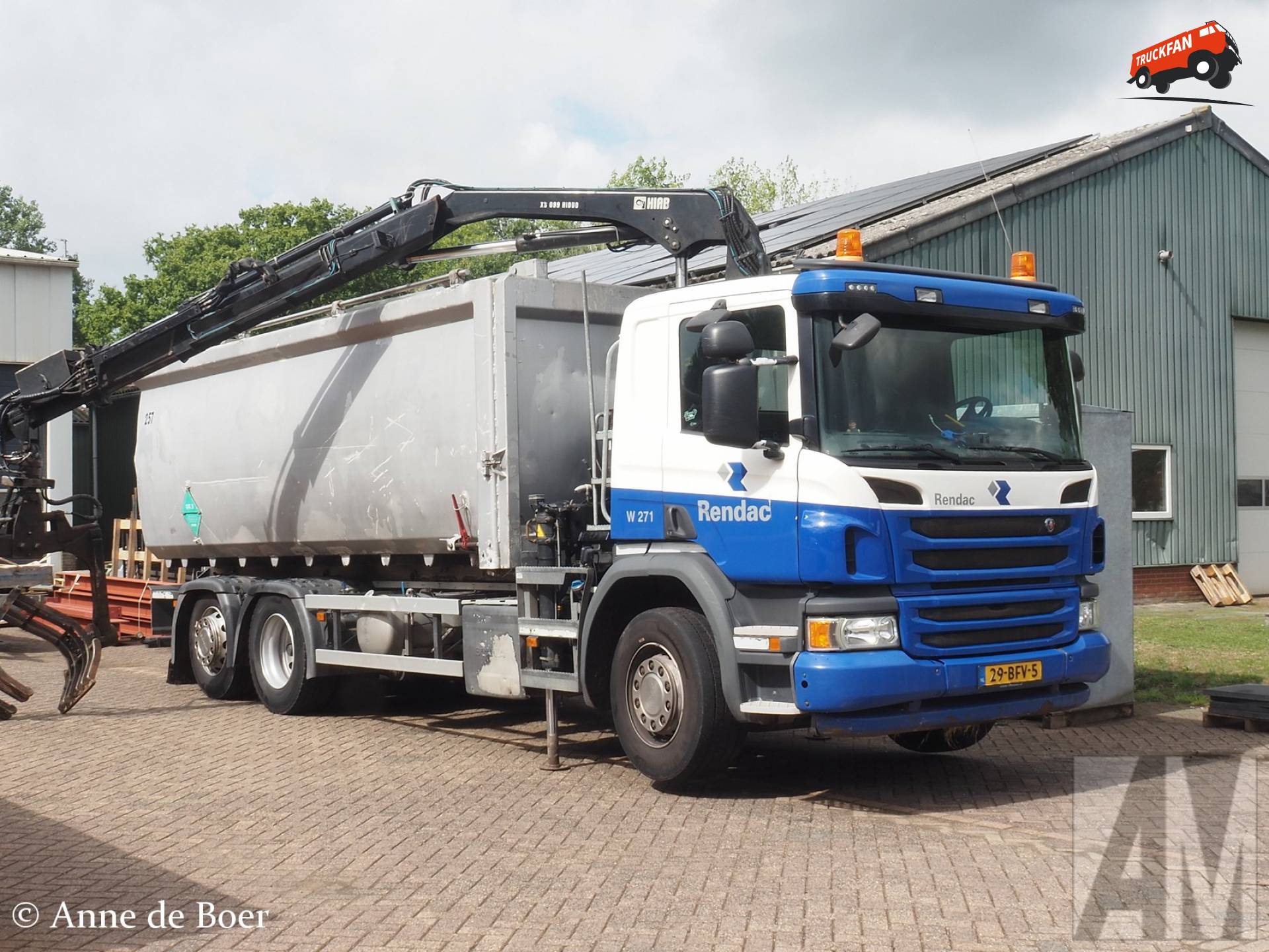 Scania P360 van Rendac met wagenparknummer W271