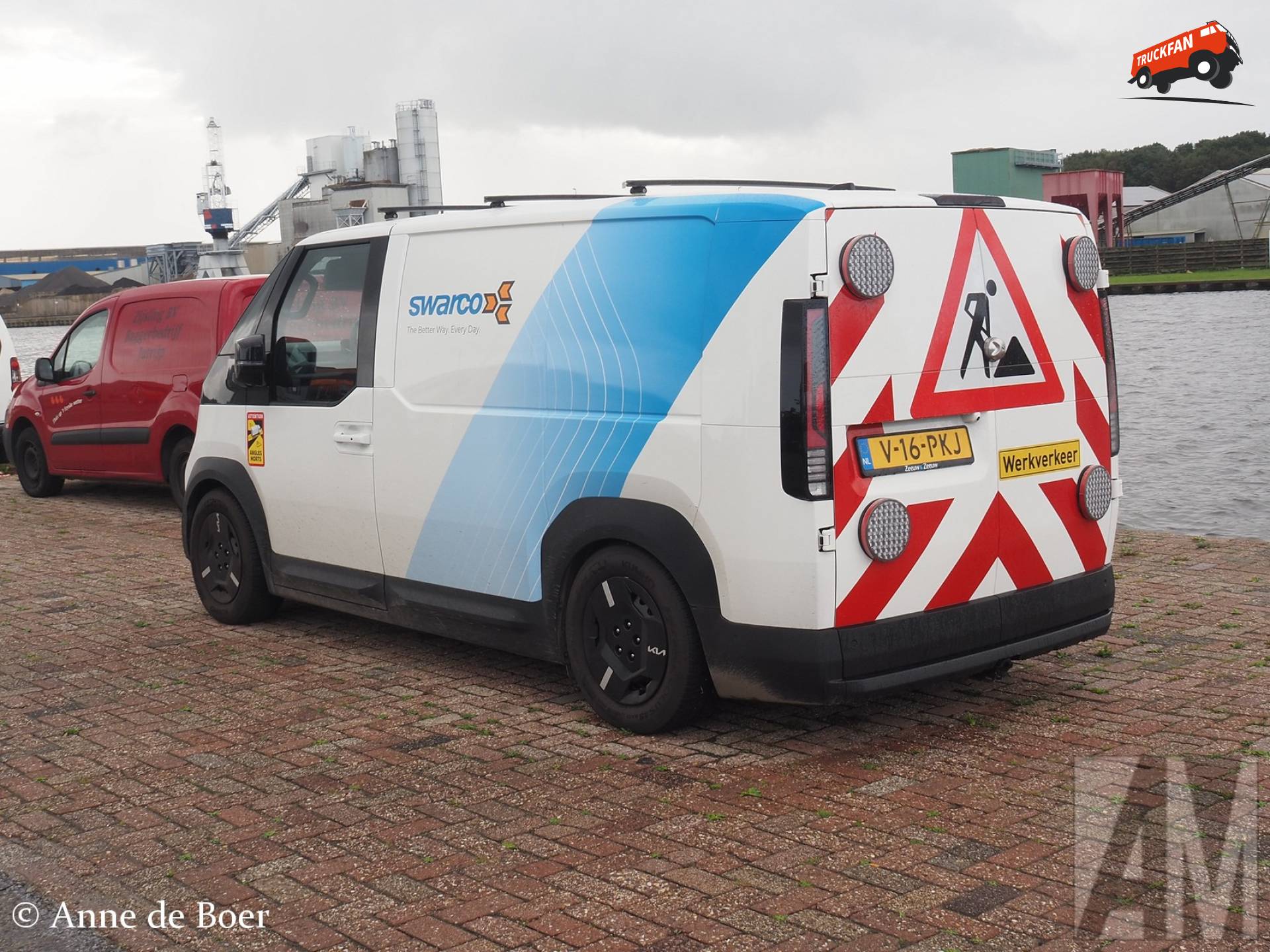 KIA PV5 vastgelegd door Anne de Boer