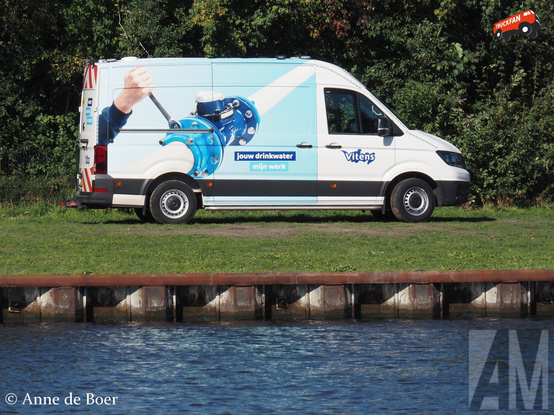 VW Crafter bestelwagen van Vitens