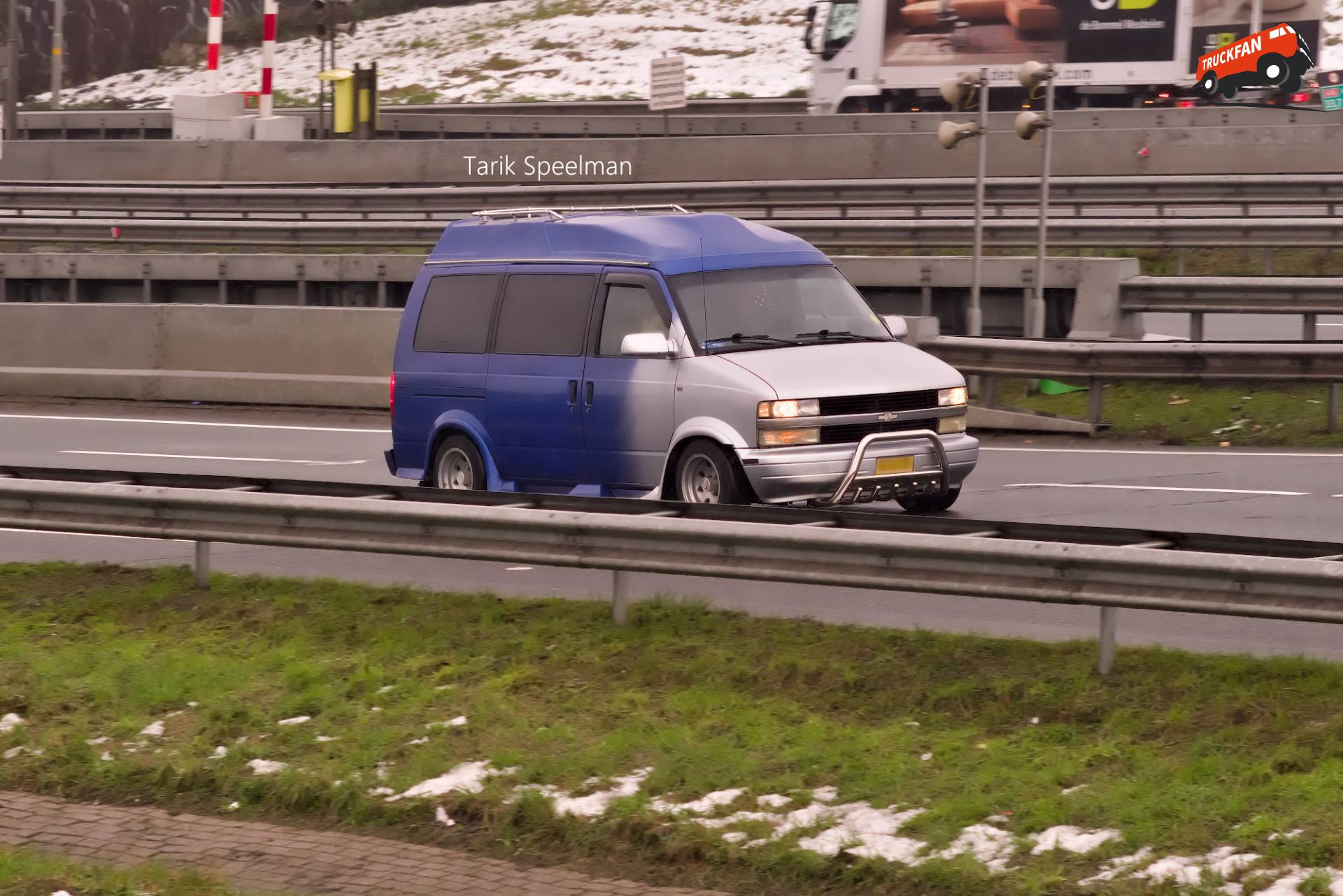 Chevrolet Astro Camper op A16