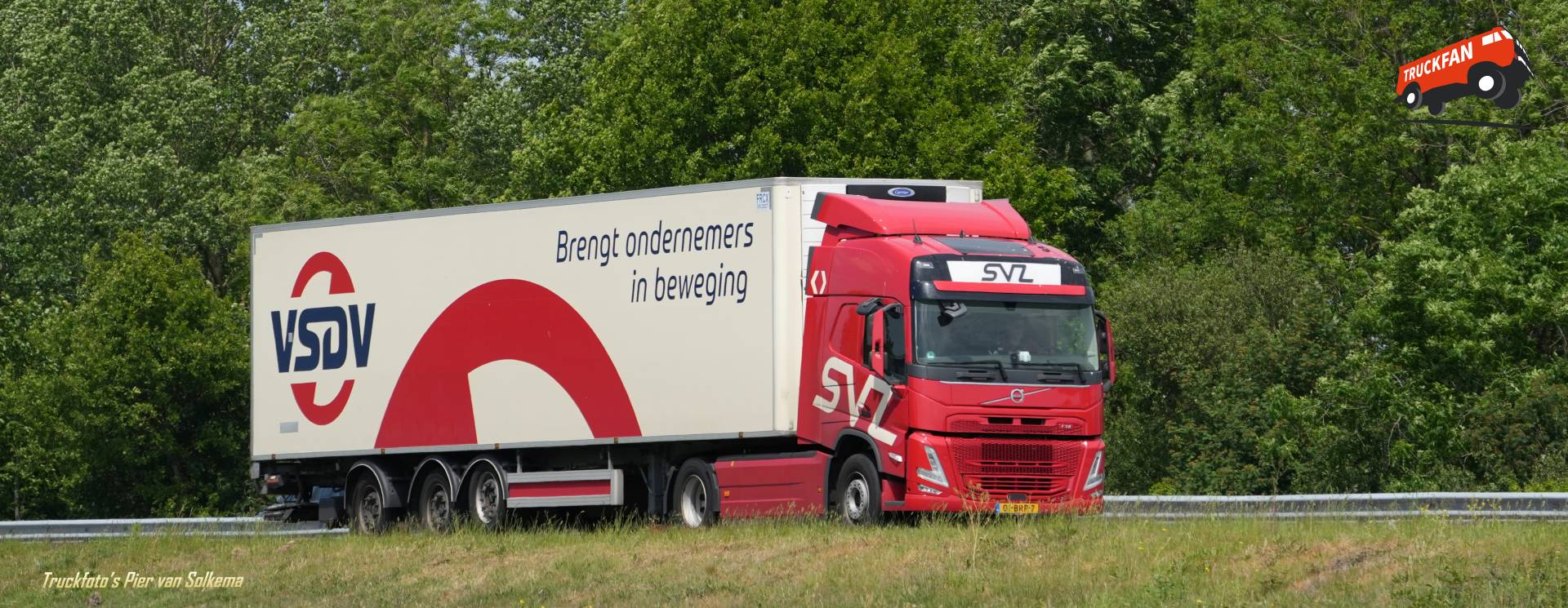 Volvo FM koeltransport op A7 Sneek