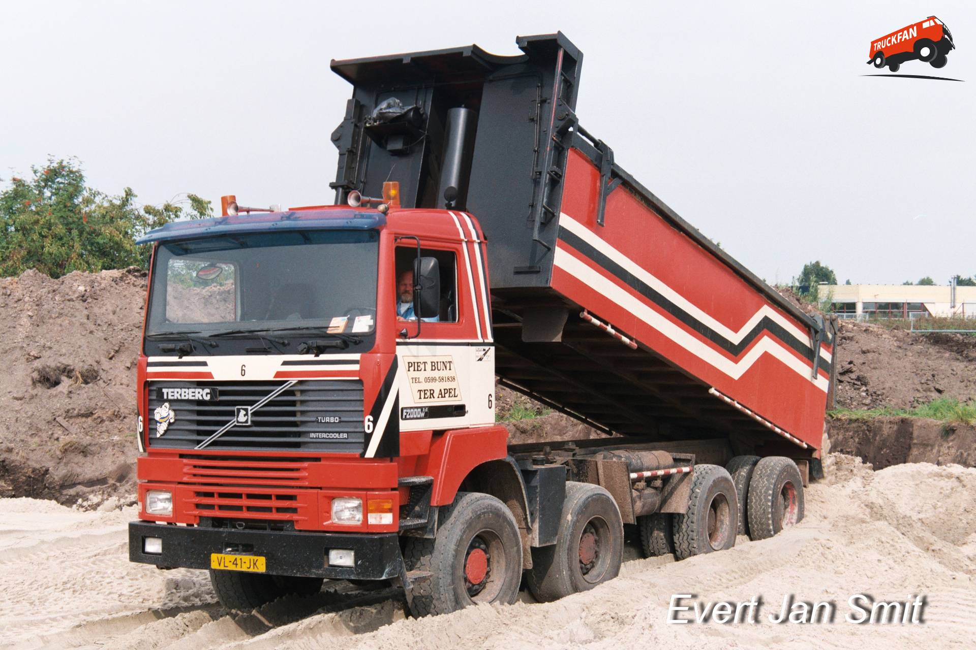 Terberg F2000W vrachtwagen van Transportbedrijf Piet Bunt