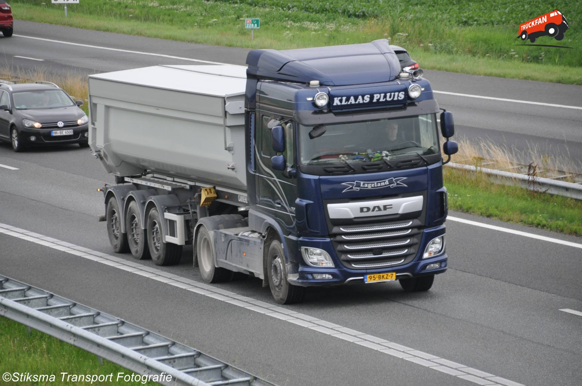 DAF XF vrachtwagen bij Klaas Pluis