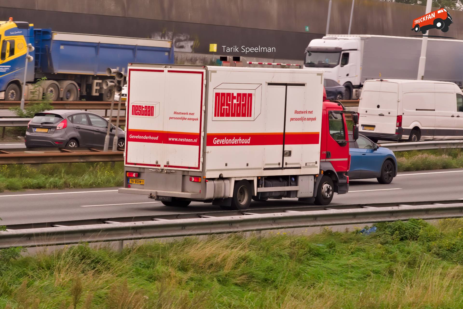 Volvo FL vrachtwagen met kenteken 16-BDN-1