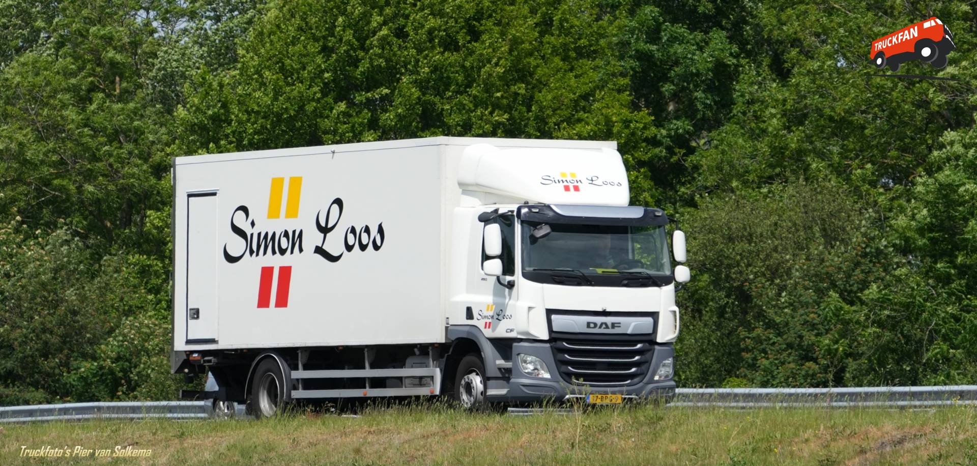 DAF CF koeltransport op A7 bij Sneek