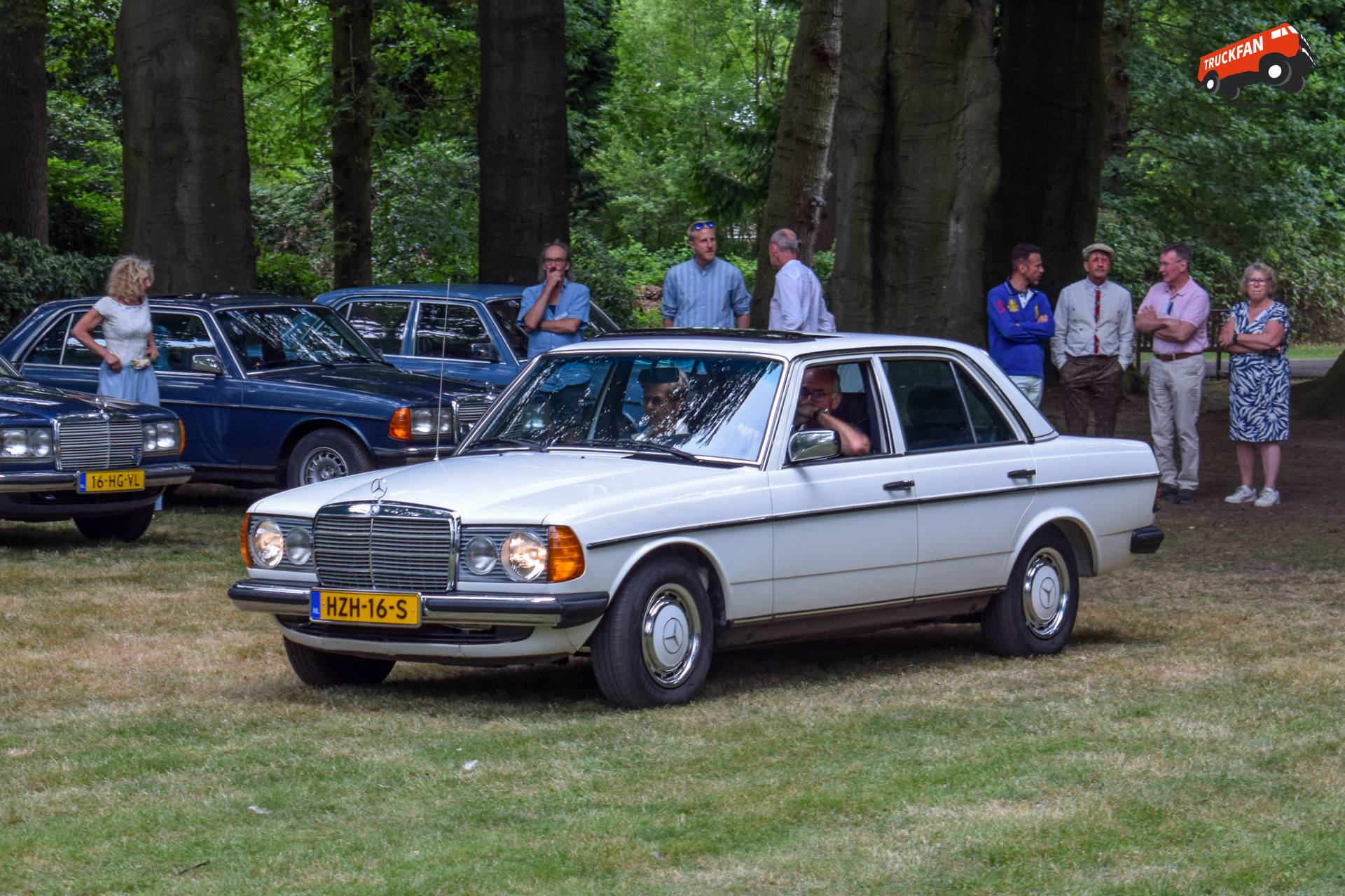 Mercedes Benz W123 200