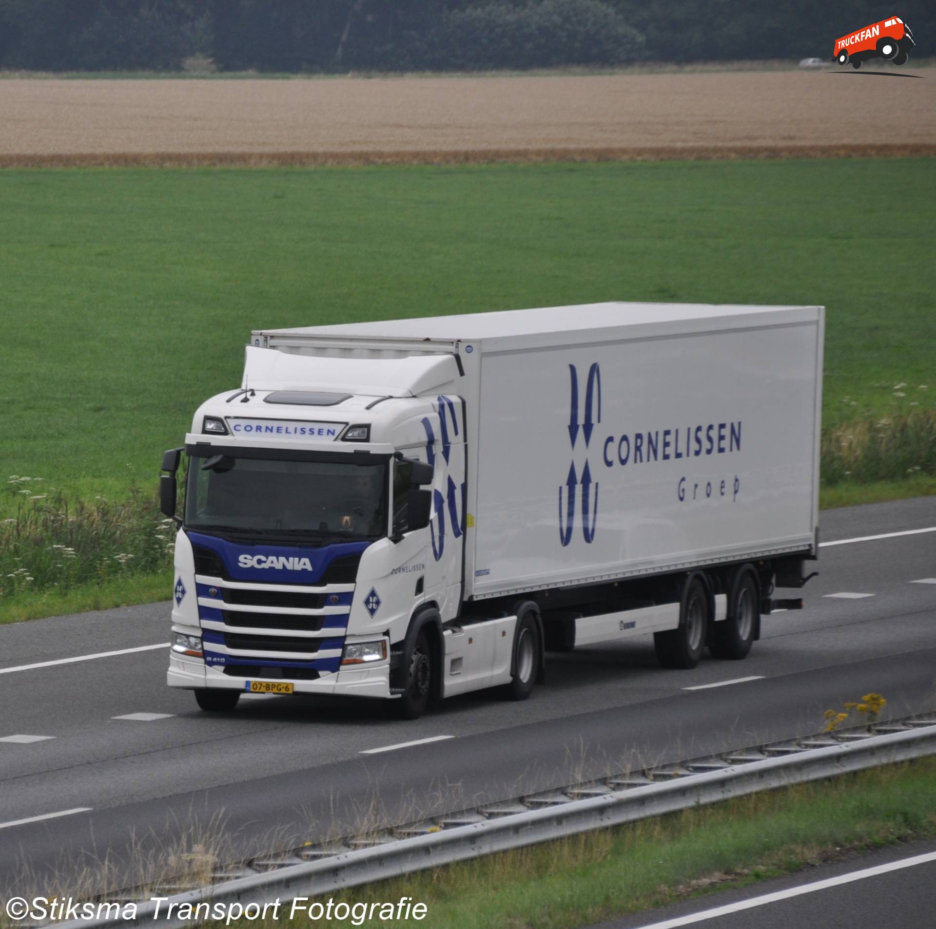 Scania R410 vrachtwagen van Cornelissen Transport