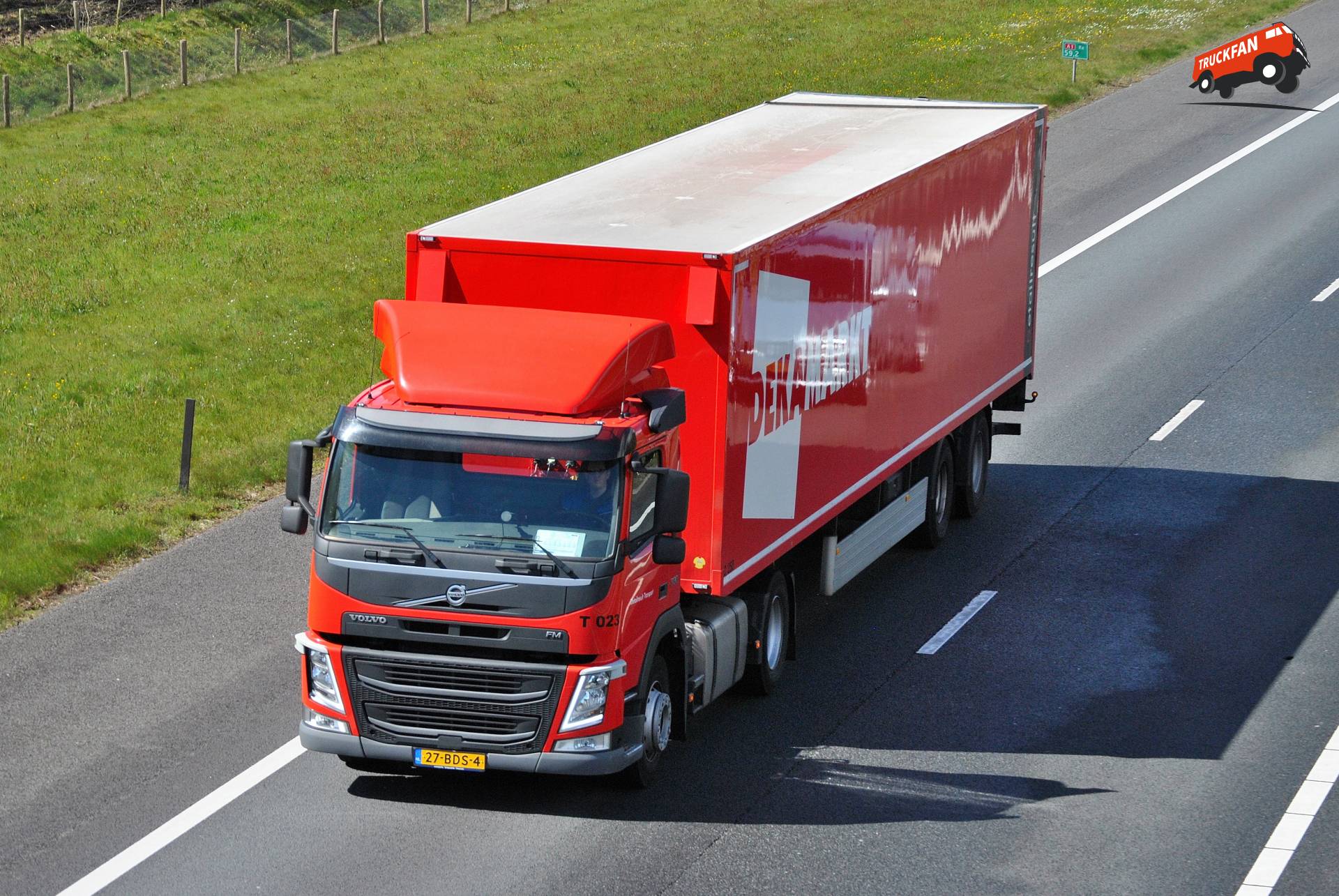Volvo FM4 Dekamarkt