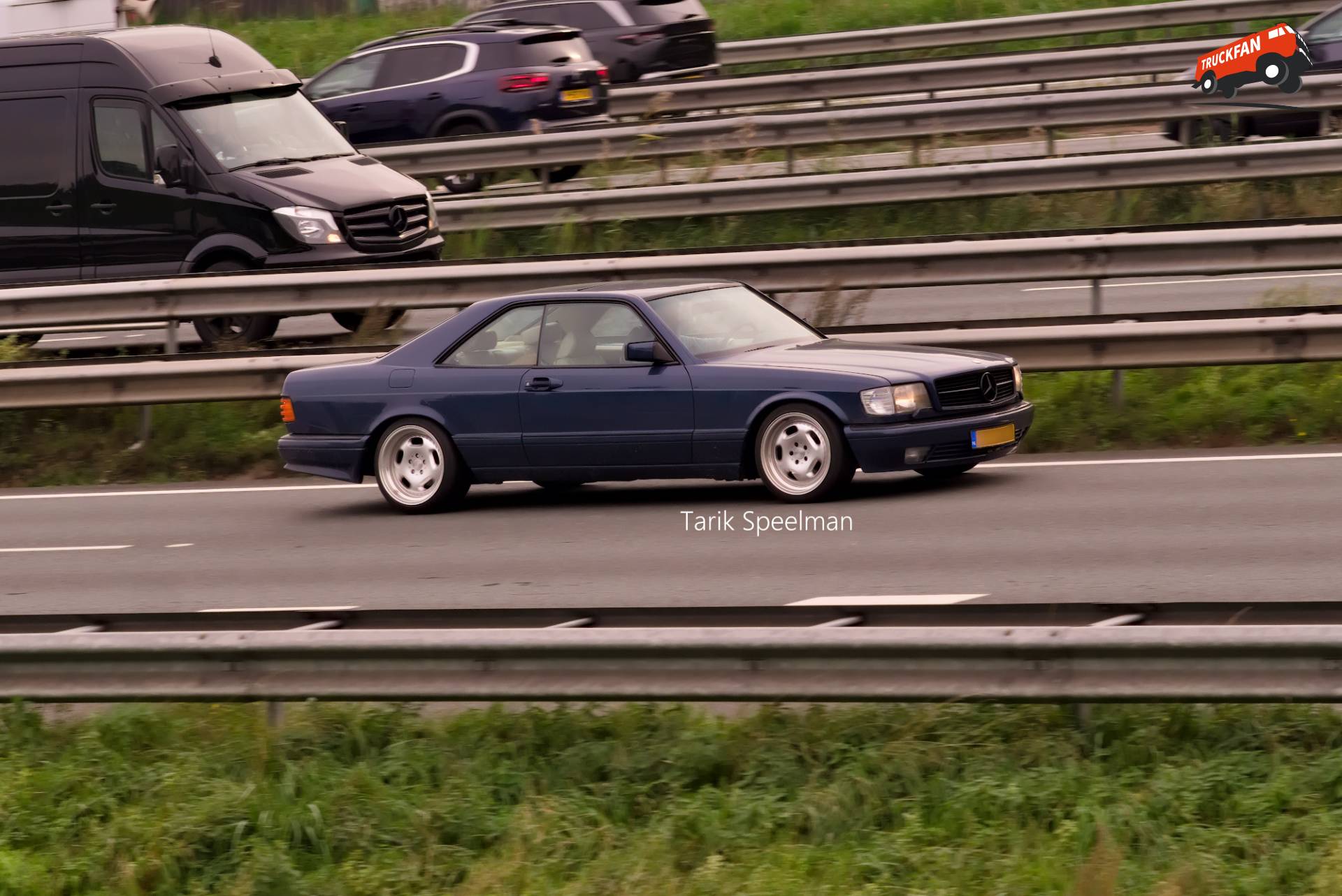 Mercedes-Benz 560 SEC op A16