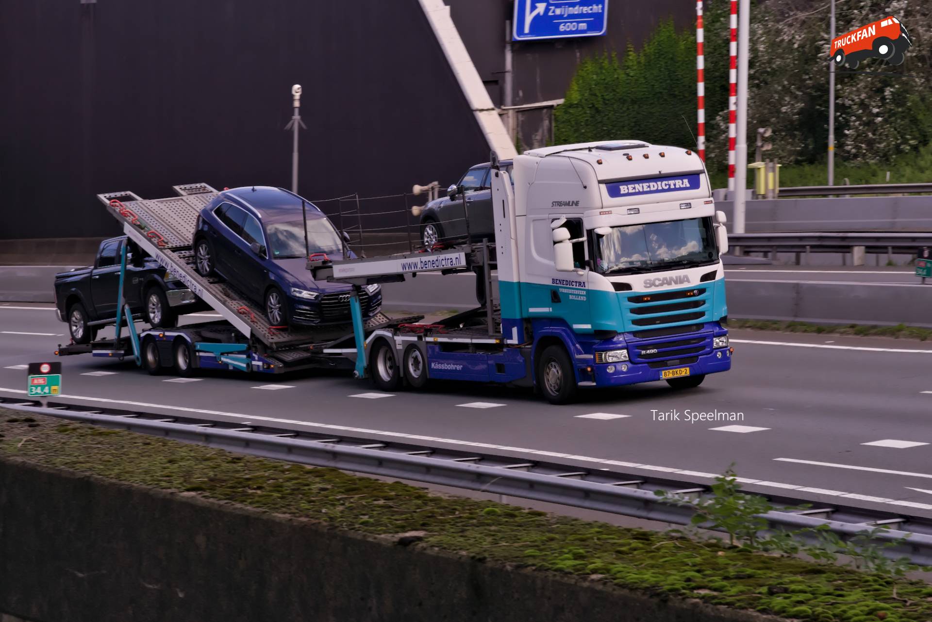 Scania R490 autotransportwagen met kenteken 87-BKD-2