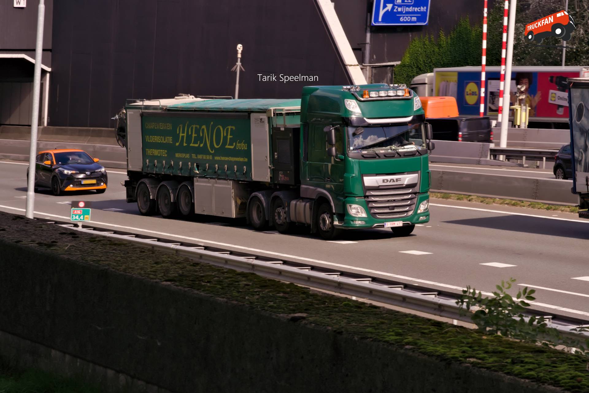 DAF XF Euro 6 vrachtwagen met nummer 1-YRM-41