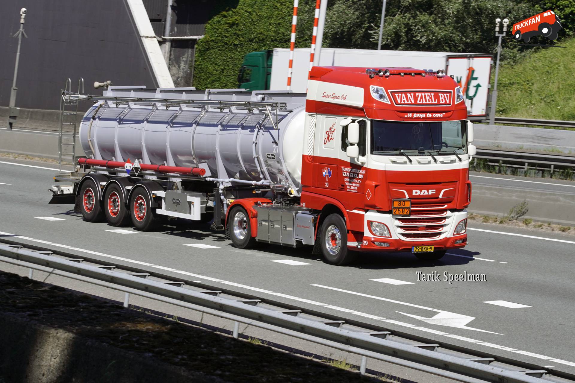 39, DAF XF Euro 6 Tanktransport Op A16