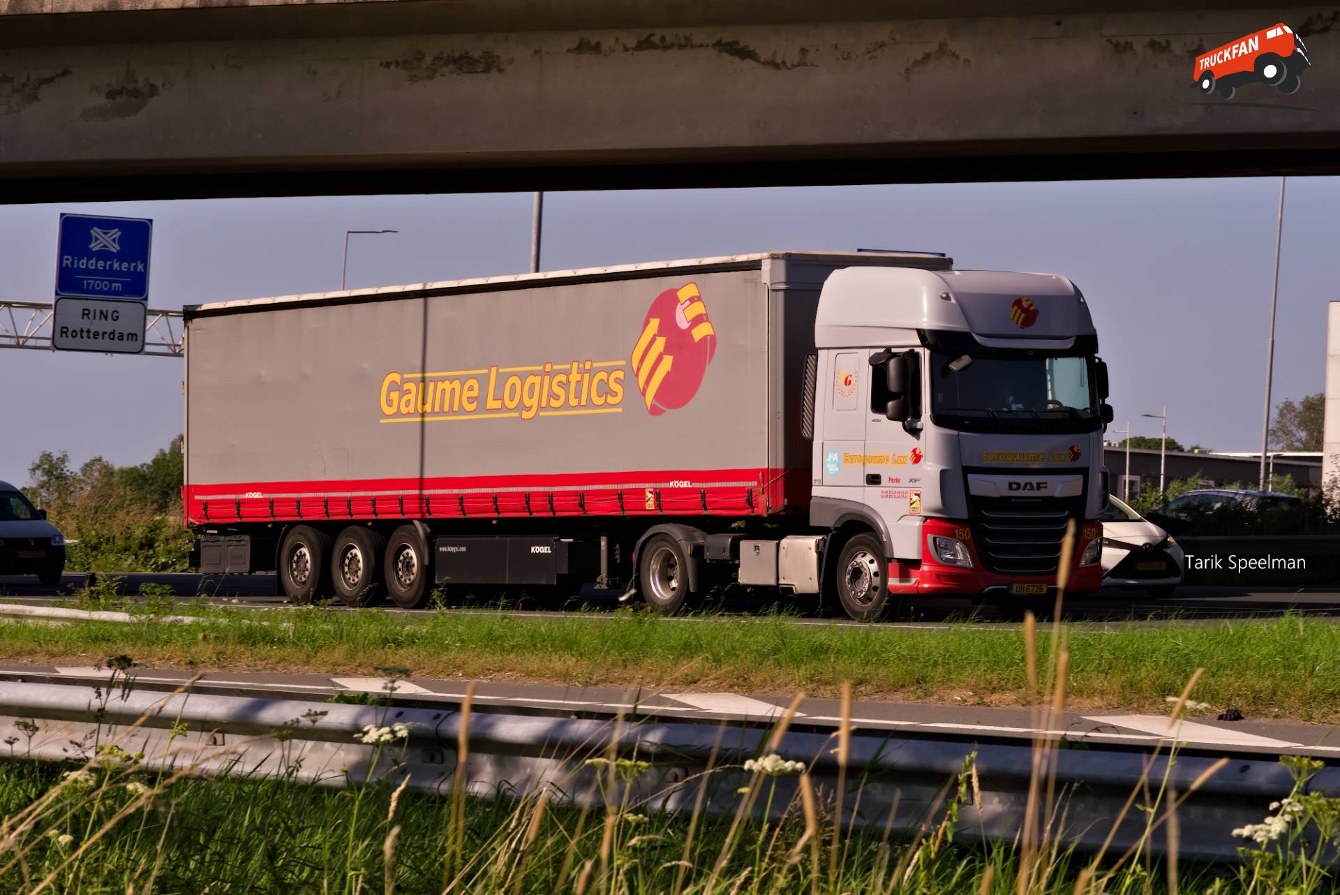 DAF XF Euro 6 vrachtwagen met kenteken UH 6726