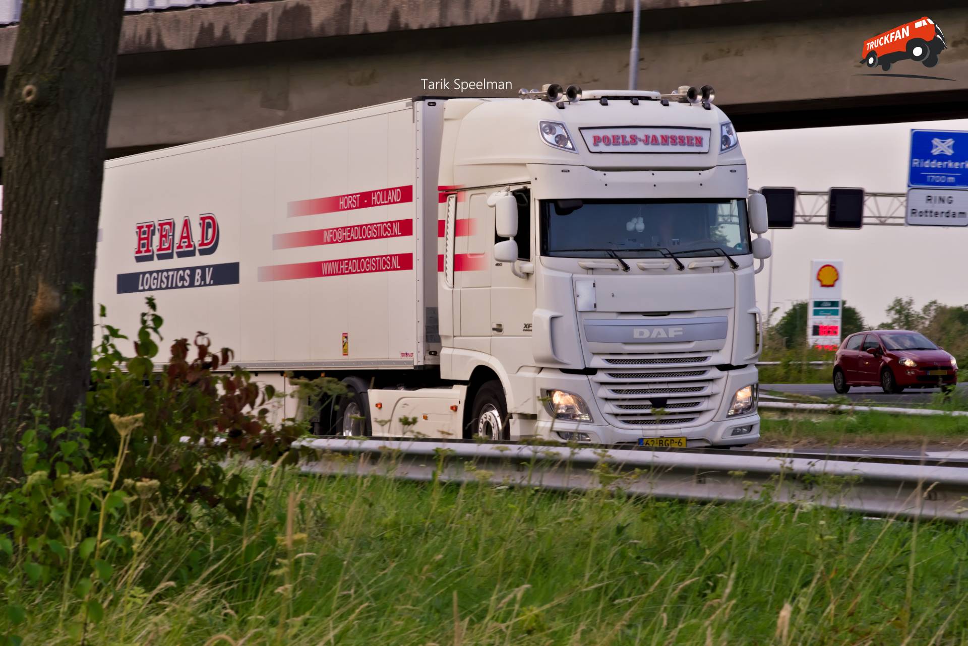 DAF XF Euro 6 vrachtwagen 62-BGP-6 op A16
