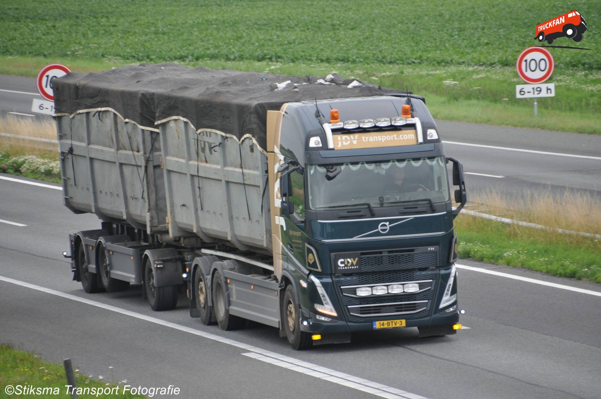 Volvo FH vrachtwagen van JDV
