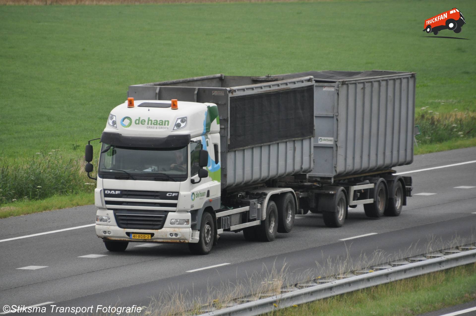 DAF CF vrachtwagen van De Haan Gras & Groen