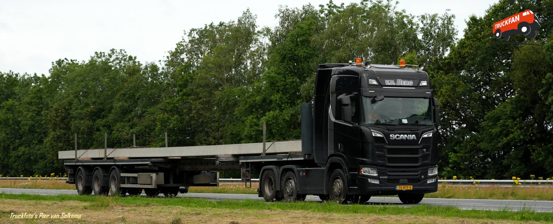Scania R530 truck van bedrijf Van der Berg