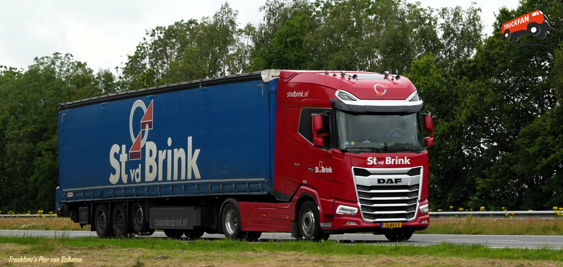DAF XG vrachtwagen op A7 Drachten