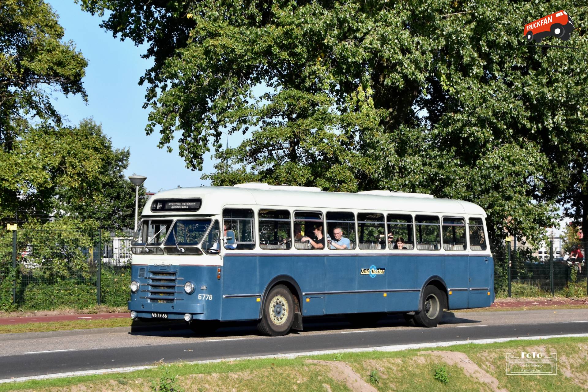 Zuid-Ooster 6778, een DAF TB102DD520 – Den Oudsten van de Stichting Veteraan Autobussen (SVA), bouwjaar 1962, kenteken VB-32-66.