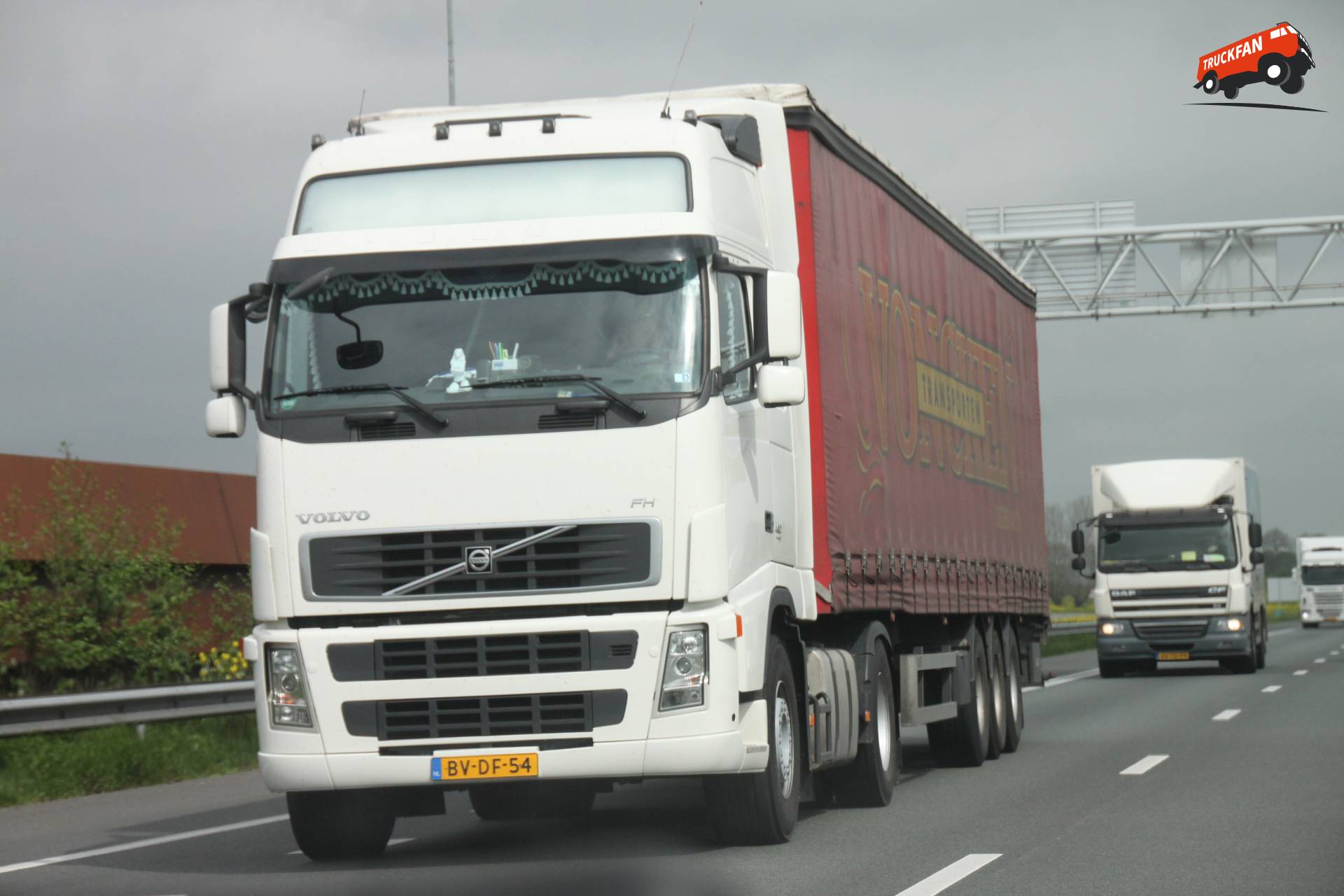 Volvo FH truck owned by Voncken