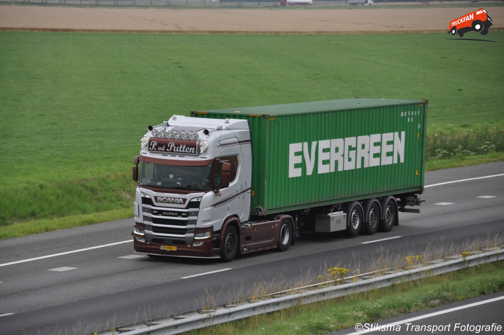 Scania S-serie vrachtwagen van P. vd Putten
