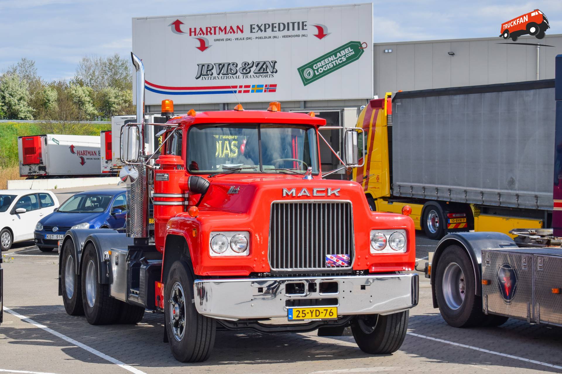 Mack R Serie V.S.H. Voertuigen Service Hardenberg Stadskanaal