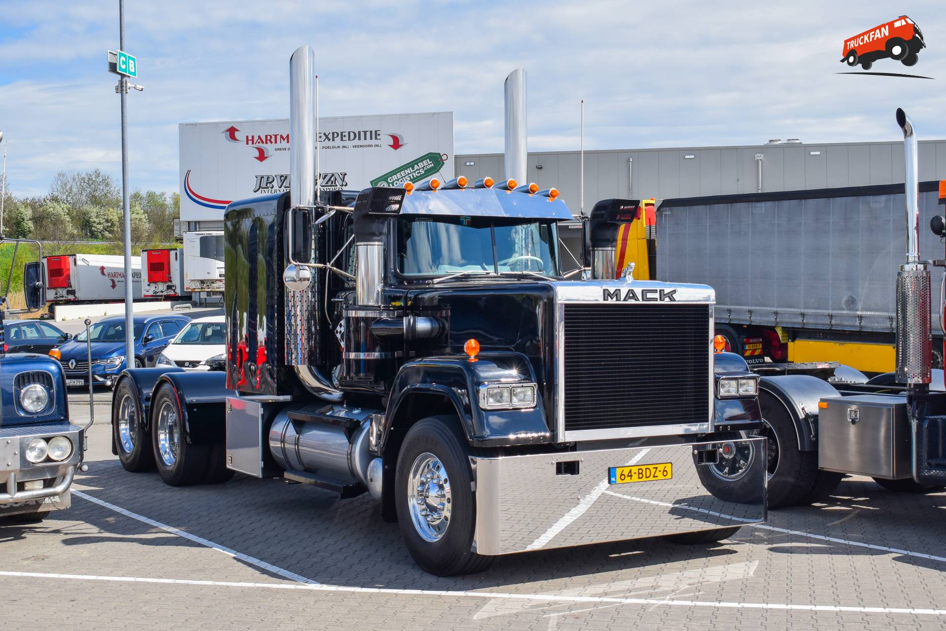 Mack RW Superliner V.S.H. Voertuigen Service Hardenberg Stadskanaal