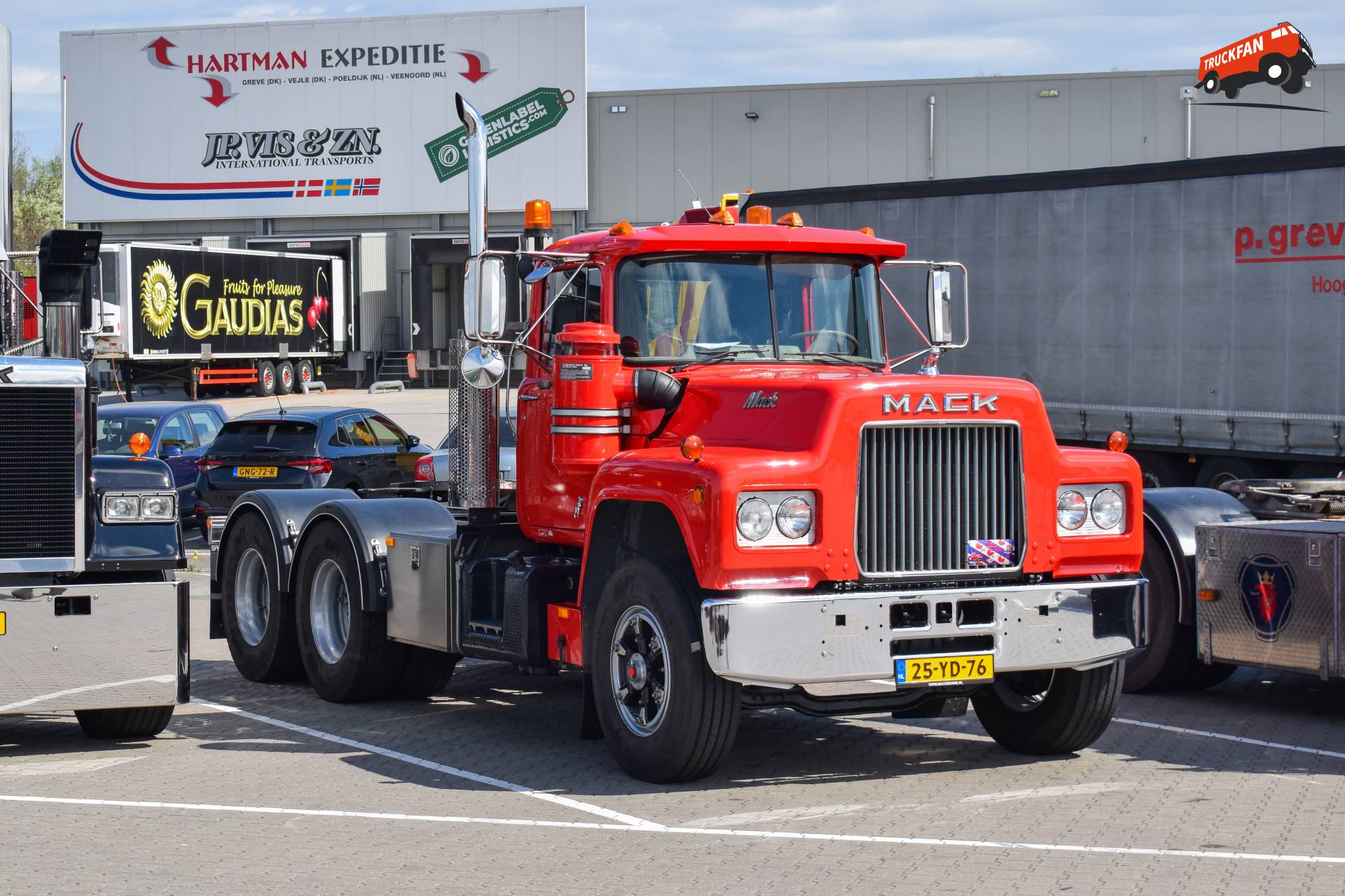 Mack R Serie V.S.H. Voertuigen Service Hardenberg Stadskanaal