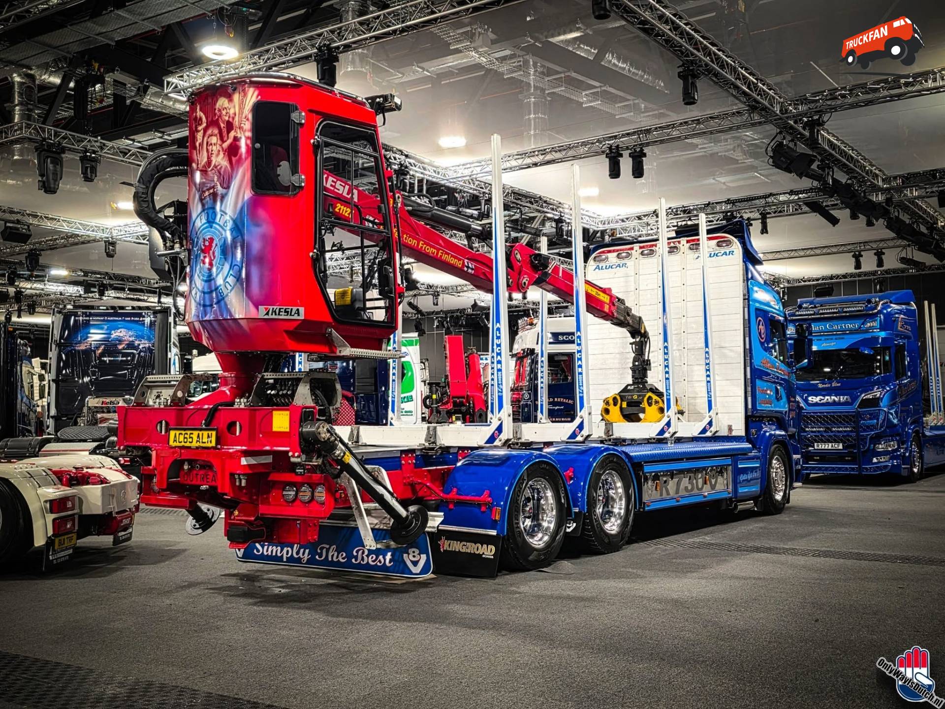Ook deze truck is binnenkort in miniatuur te koop bij Tekno