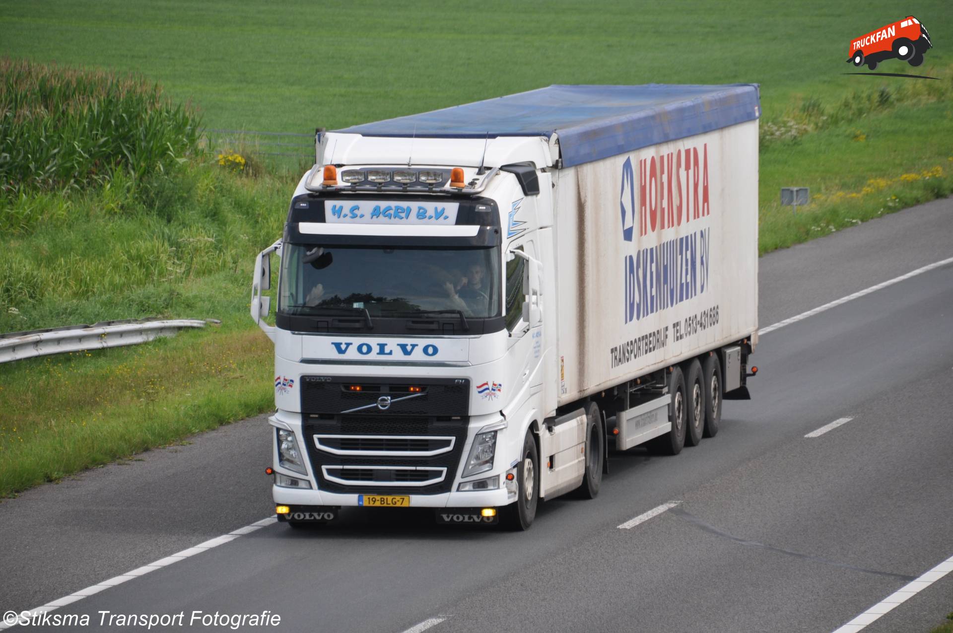 Volvo FH 4th Gen Bulk Transport Truck
