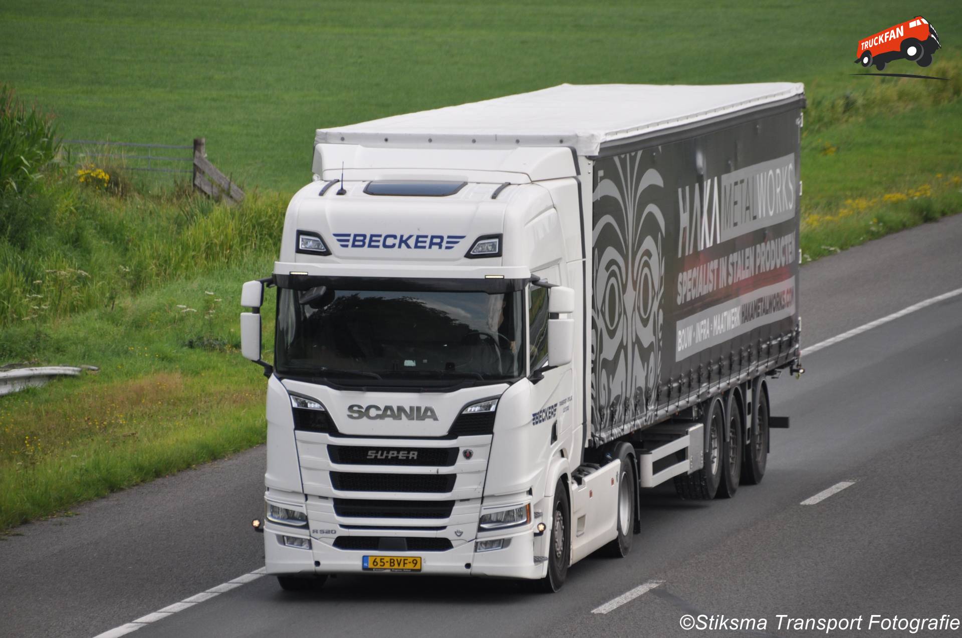 Scania R520 vrachtwagen van Geert Becker Transport
